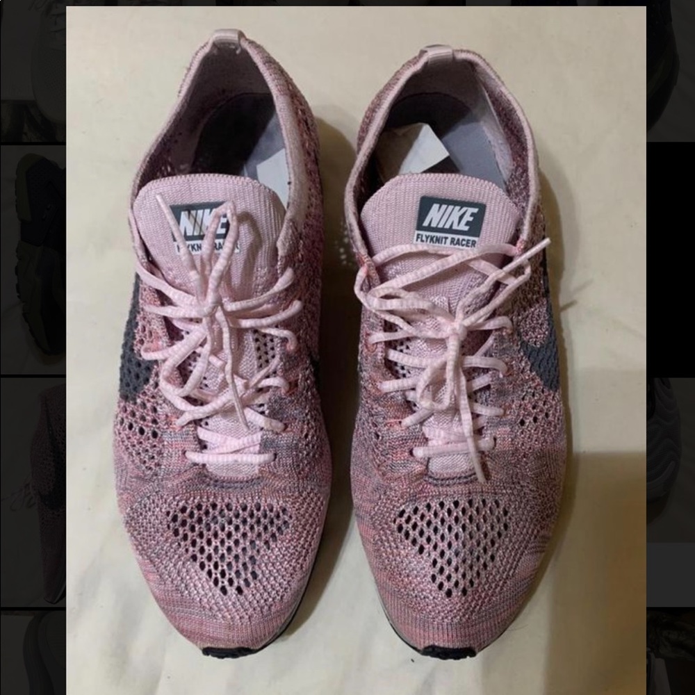 Nike FlyKnit Racer Size 9